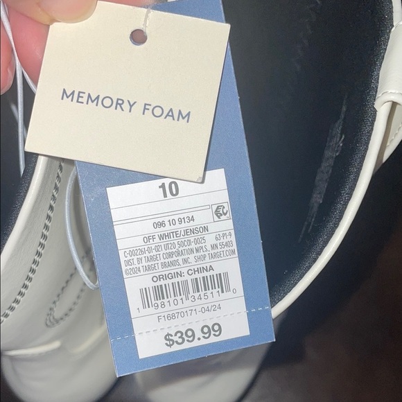 Universal Thread White Ankle Booties with Decorative Stitching (10) - Picture 11 of 13